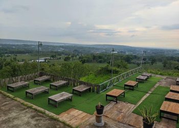 Healing Tipis-Tipis di Suraloka, Cafe Sejuk di Atas Bukit Tuban: Spot Foto Keren sambil Nongkrong Cantik 5 Suraloka.