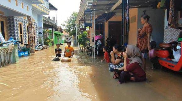 Banjir Pasuruan Rendam Puluhan Desa di 9 Kecamatan, Tinggi Air Mencapai 1,5 Meter 1 Banjir Pasuruan.