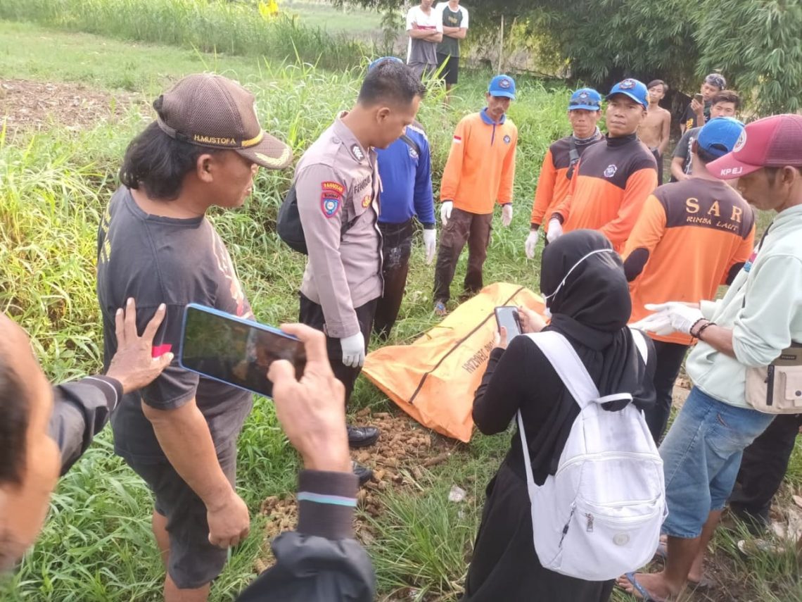 Pasutri di Jember Terseret Arus Sungai Ditemukan MD, Penemuan Jasad Suami Selang Sehari setelah Istri 1 Pasutri di Jember.