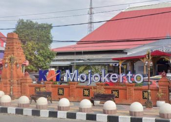 Stasiun Mojokerto.