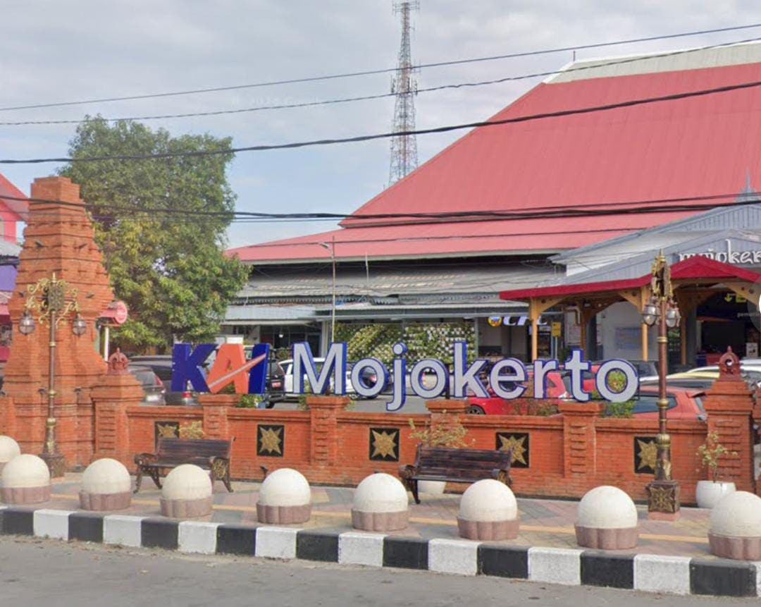 Stasiun Mojokerto.