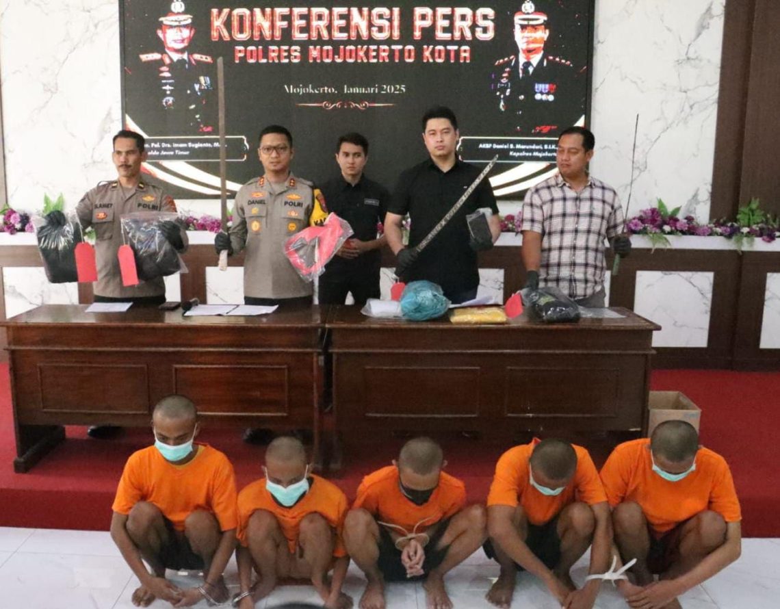 Begal Mojokerto.