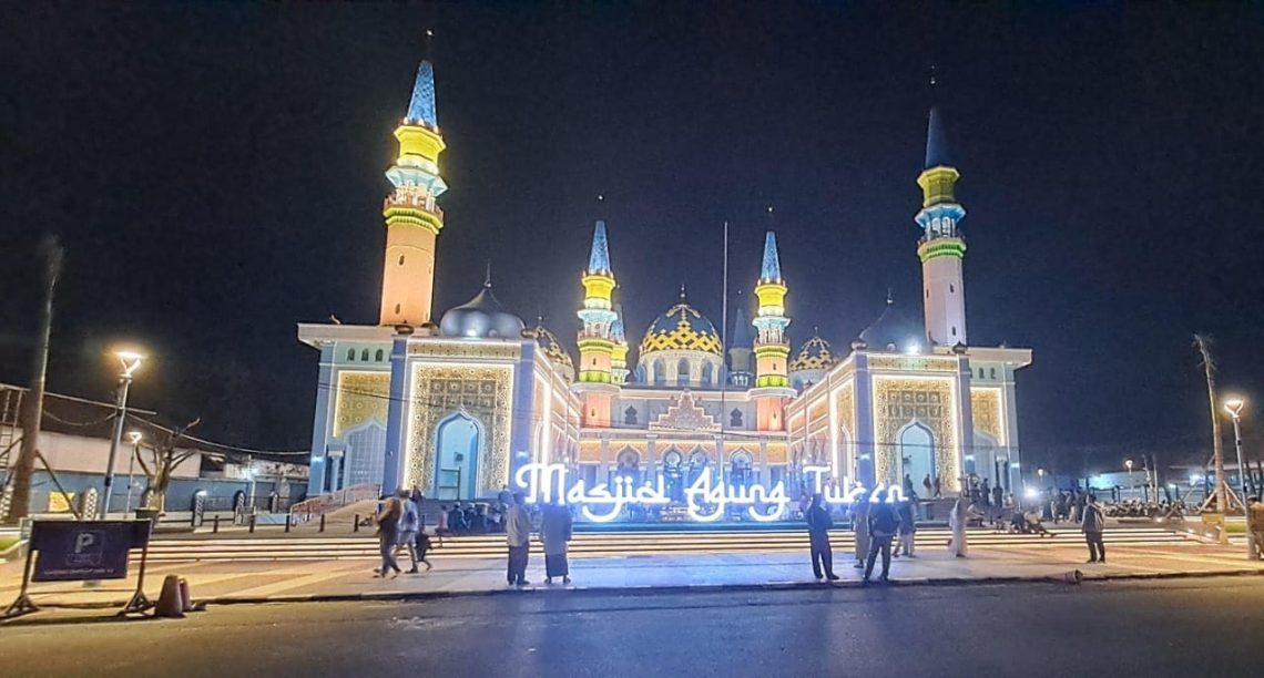 Megahnya Masjid Agung Tuban usai Bersolek, Warga Terpesona bak Istana dalam Dongeng 1 Masjid Agung Tuban.