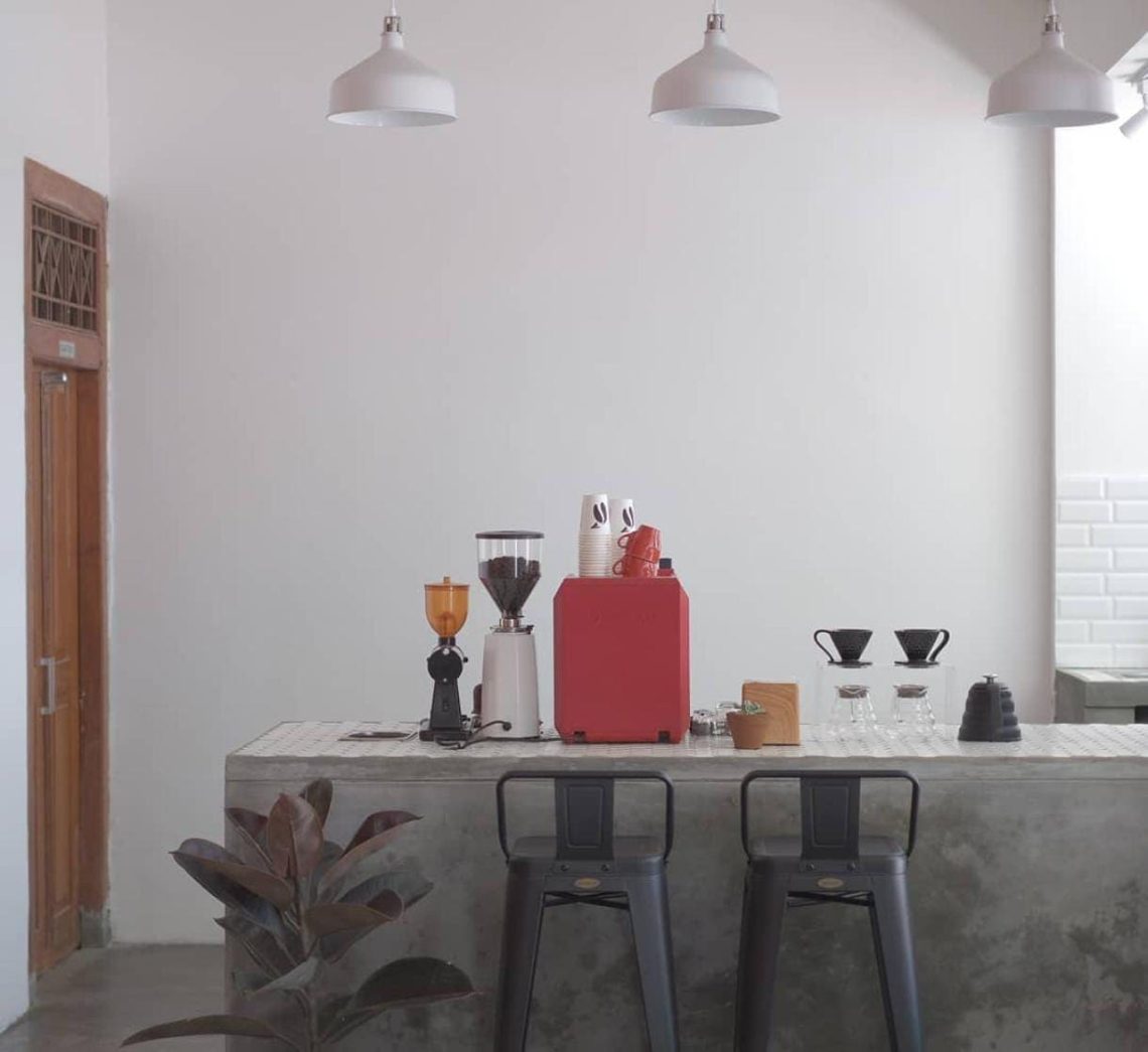 Menjajal Menu Favorit di Konco Dolan Coffee Shop Tuban, Dekat Taman Sleko: Cocok untuk Hangout 2025 1 Konco Dolan Coffee Shop.