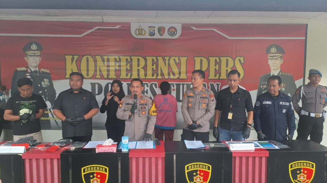 Lunasi Utang Bank Titil, Ibu Rumah Tangga di Tuban Nekat Curi Motor di 7 Lokasi 1 Bank titil.