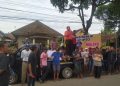 Ratusan warga Desa Kesilir