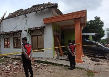 Rumah Meledak