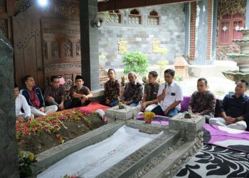 Unim Mojokerto Takziah