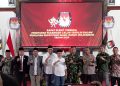 Kepala daerah.