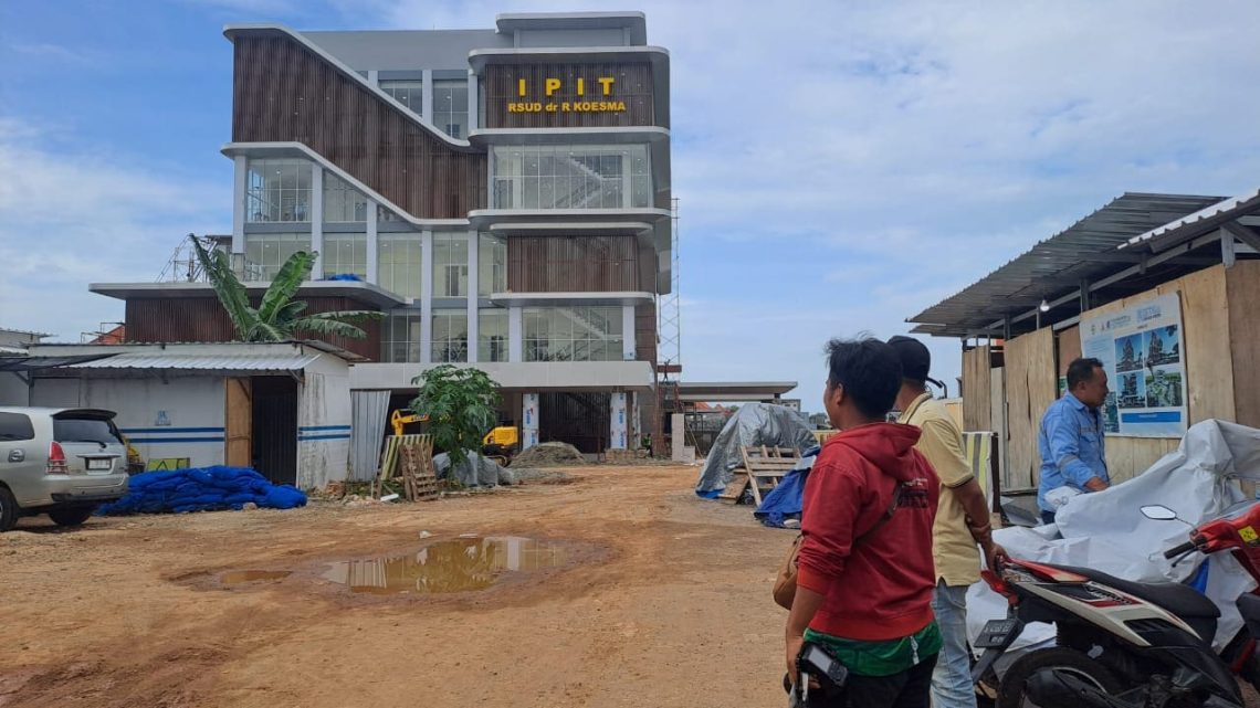 Cuaca Jadi Penentu, Pengerjaan Gedung IPIT RSUD Koesma Tuban Ditarget Rampung 18 Februari 1 Gedung IPIT.