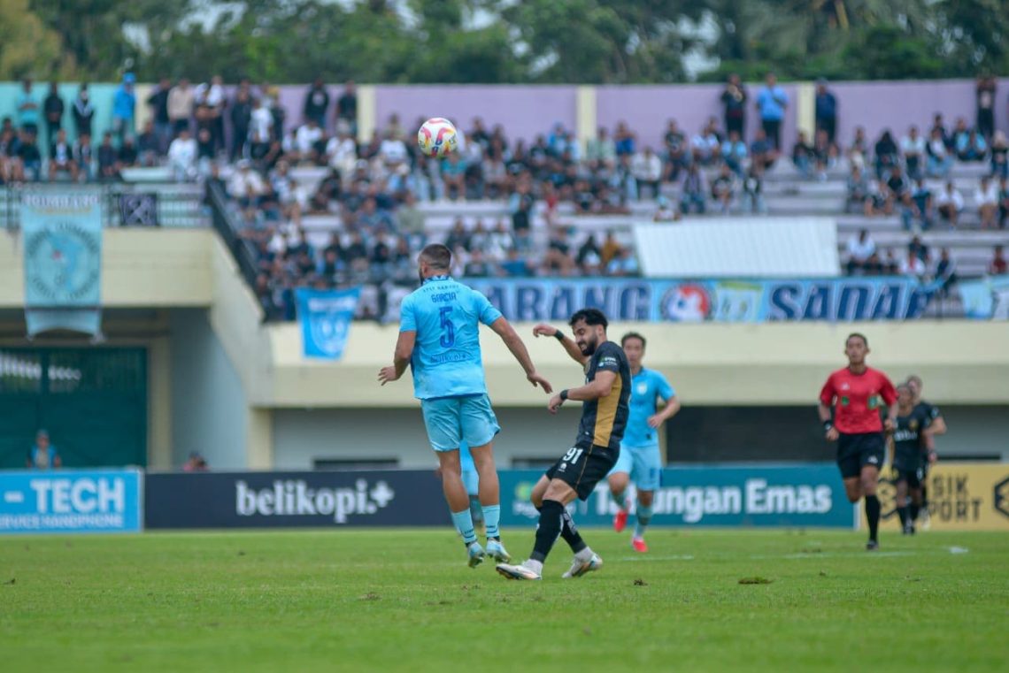 Persela Lamongan.