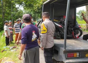 Kecelakaan bus vs motor.