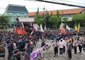 Mahasiswa Surabaya.