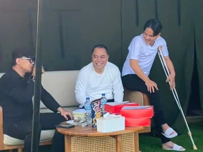 Sempat Menunda, Eri Cahyadi Tampak Tampil di Rangkaian Retreat di Magelang 2 Eri Cahyadi retreat di Magelang.