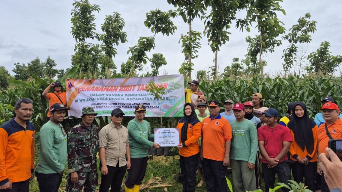 Tanam 10 Ribu Bibit Buah, Upaya Pelestarian Lingkungan Sekaligus Mitigasi Bencana di Tuban 1 Bibit buah.