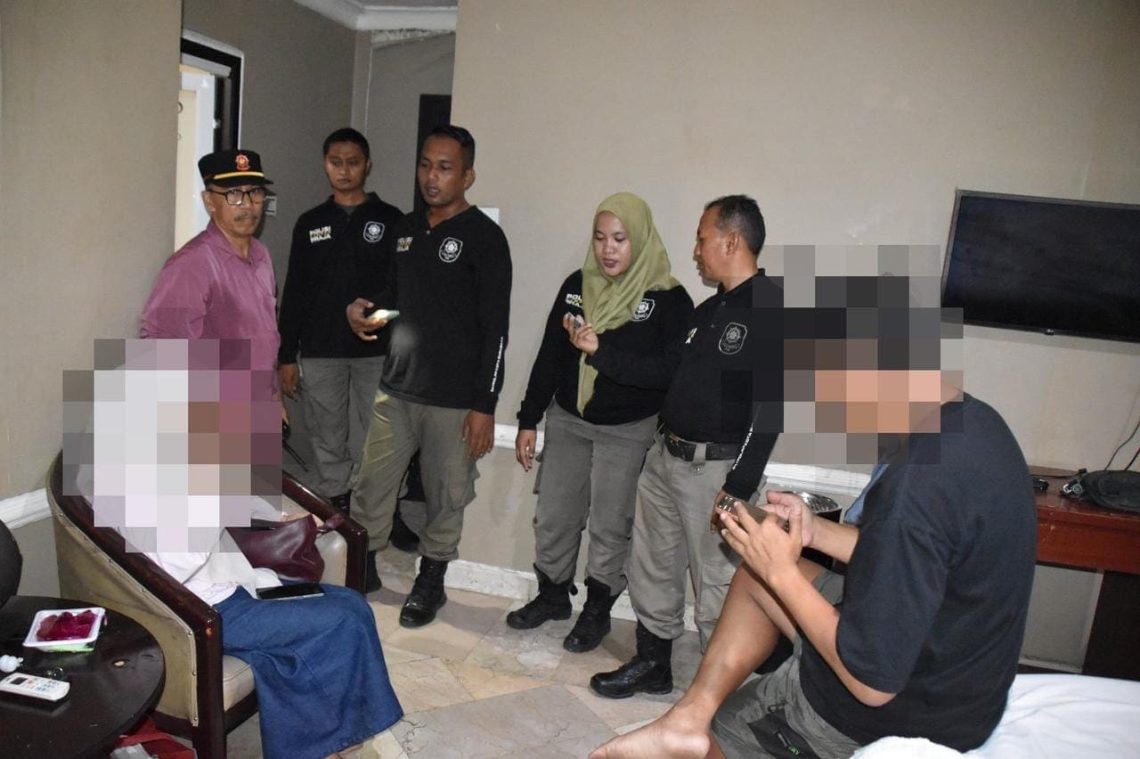 Razia Hari Valentine, Satpol PP Surabaya Amankan 6 Pasangan Bukan Suami Istri Nginap di Hotel 1 Satpol PP Surabaya.