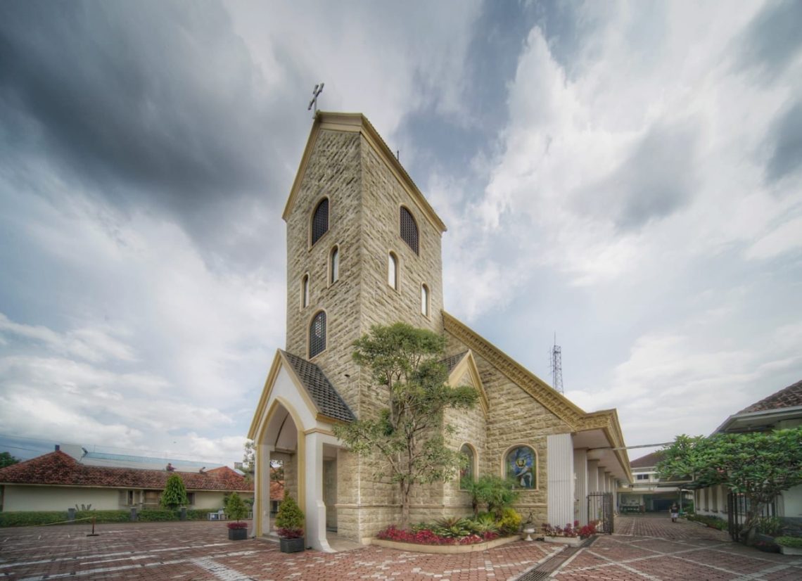 Gereja Katolik Santo Yusup