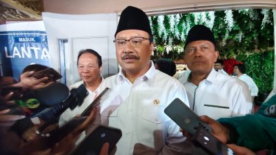 Menteri Sosial