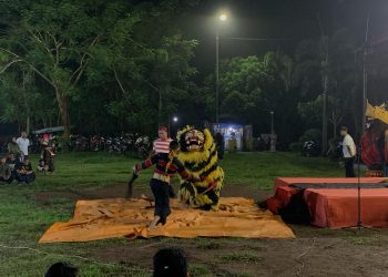 Kompetisi pecut