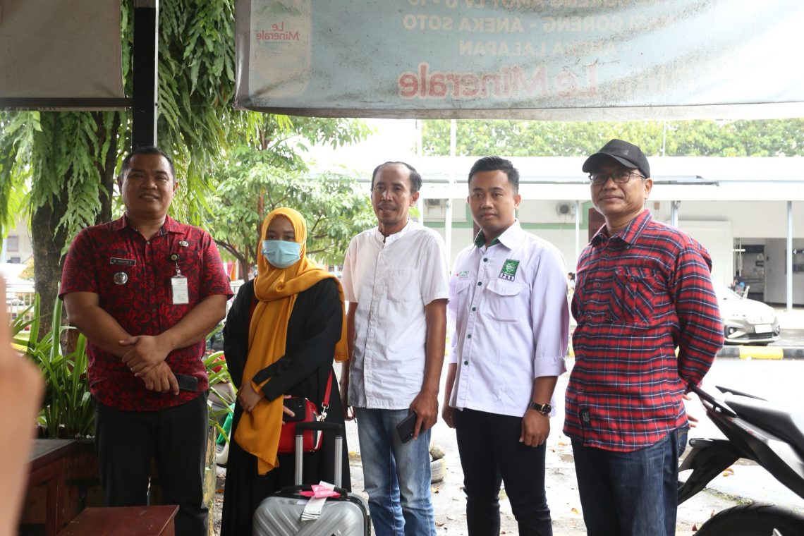 Haru Iringi Kepulangan Pekerja Migran Asal Jember Luntang-Lantung Tanpa Pekerjaan di Arab Saudi 1 Pekerja Migran Indonesia