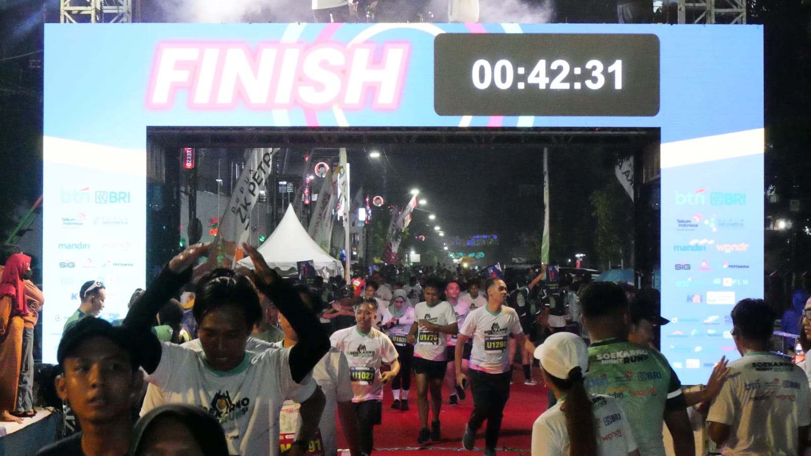 tiba di finish