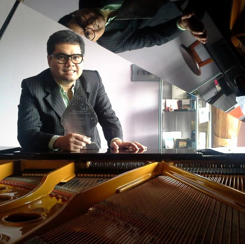 2 Kota Ini Jadi Tuan Rumah Kompetisi Musik Klasik Terbesar di Indonesia 3 Musik klasik Ananda Sukarlan.