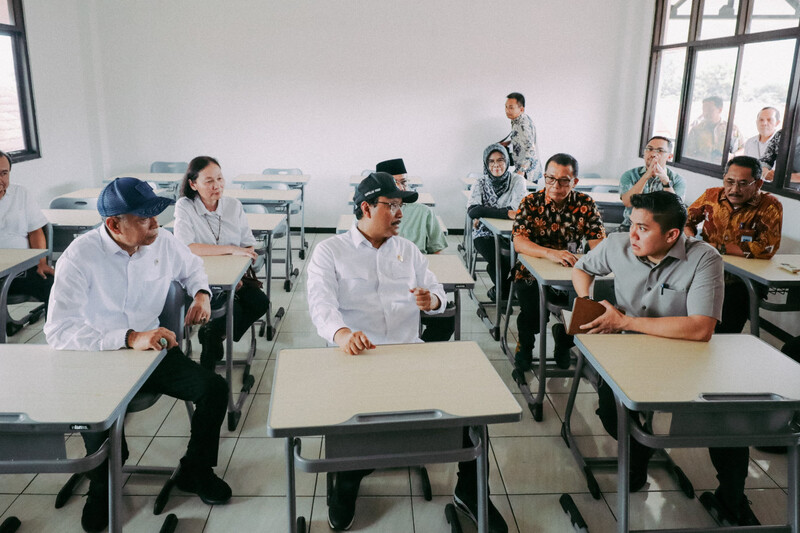 Sekolah Rakyat.
