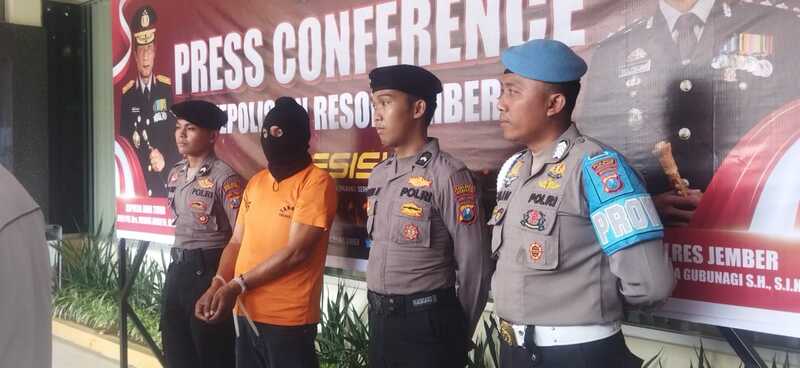 Kades di Jember.