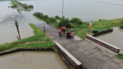 Banjir luapan.