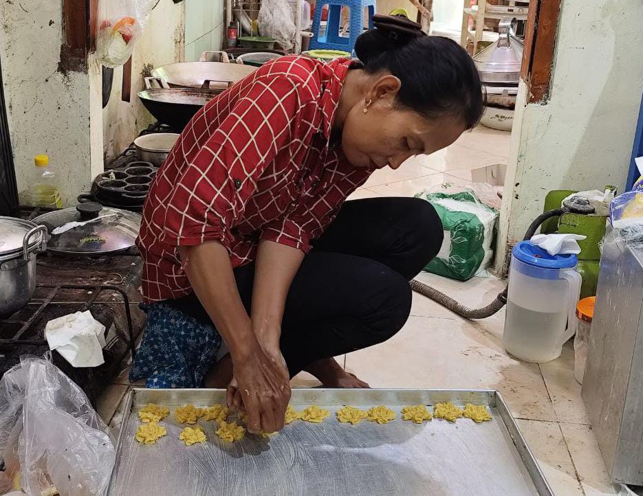 Usaha kue kering