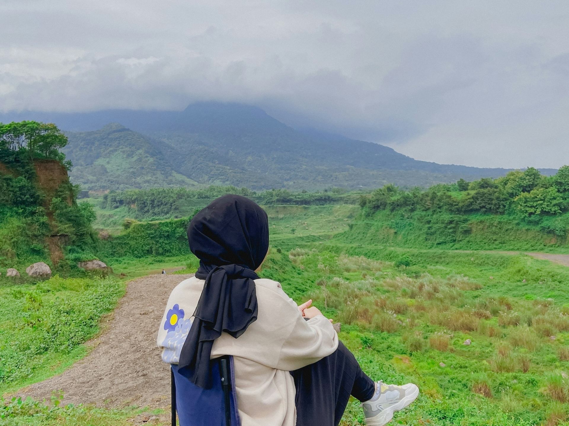 Menjelajahi 5 Gunung di Mojokerto untuk Pendaki Pemula dan Pro