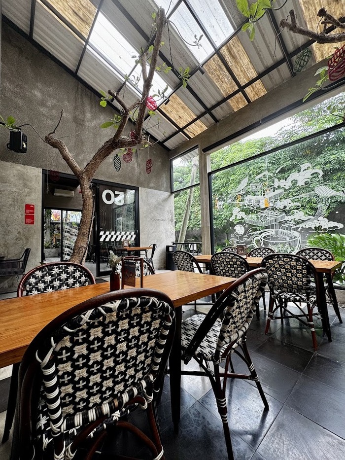 Warung kopi enak Kediri.