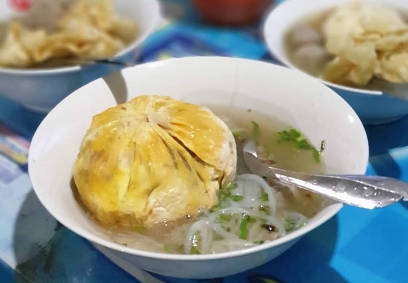 Bakso Kabut.
