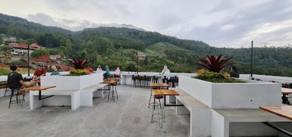 Cafe kopi Magetan.