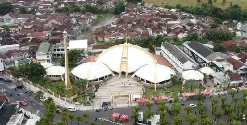 Wisata religi di Jember.