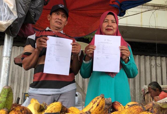 Pasutri Penjual Pisang di Mojokerto Berangkat Haji