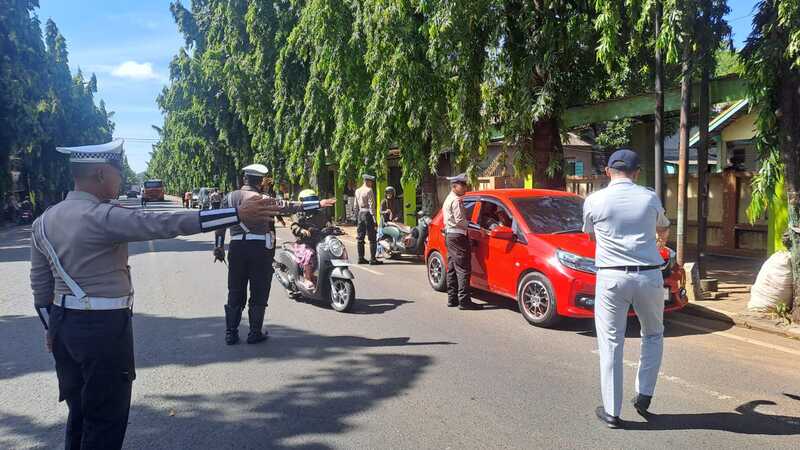 Langgar Aturan, 44 Kendaraan Ditindak, 5 Motor di Tuban Disita 2 Razia motor di Tuban.