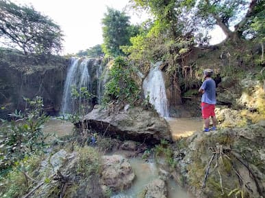 Air Terjun Banyu Langseh