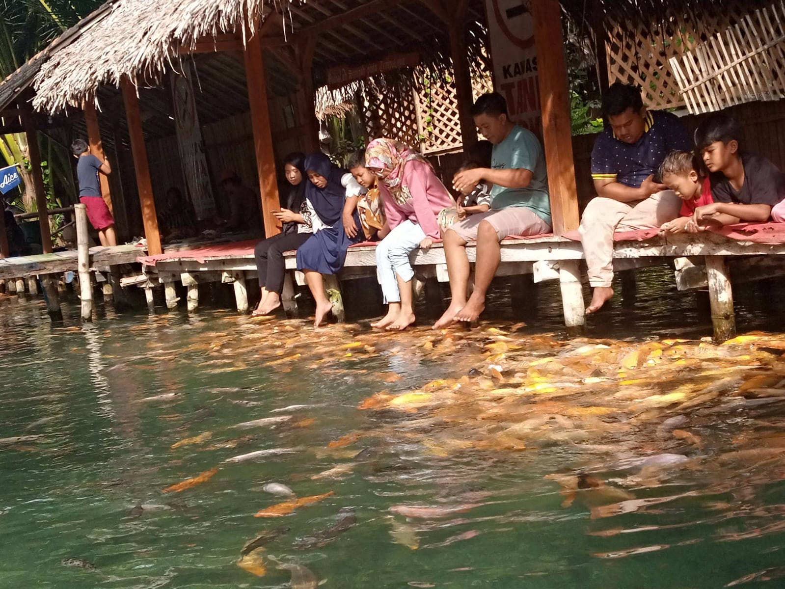 Wisata air Pelang