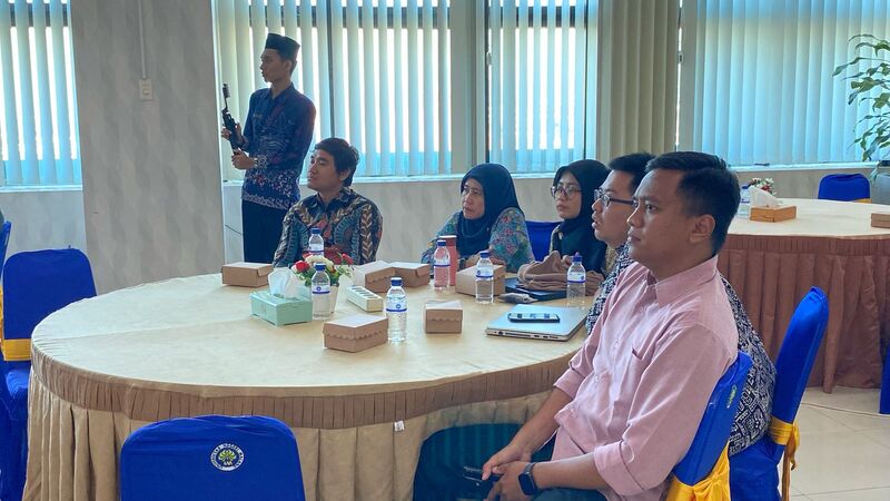 Uji Coba Media Pembelajaran AR, LPPM UM Kembangkan Inovasi untuk Guru 3 Pembelajaran AR di LPPM UM.