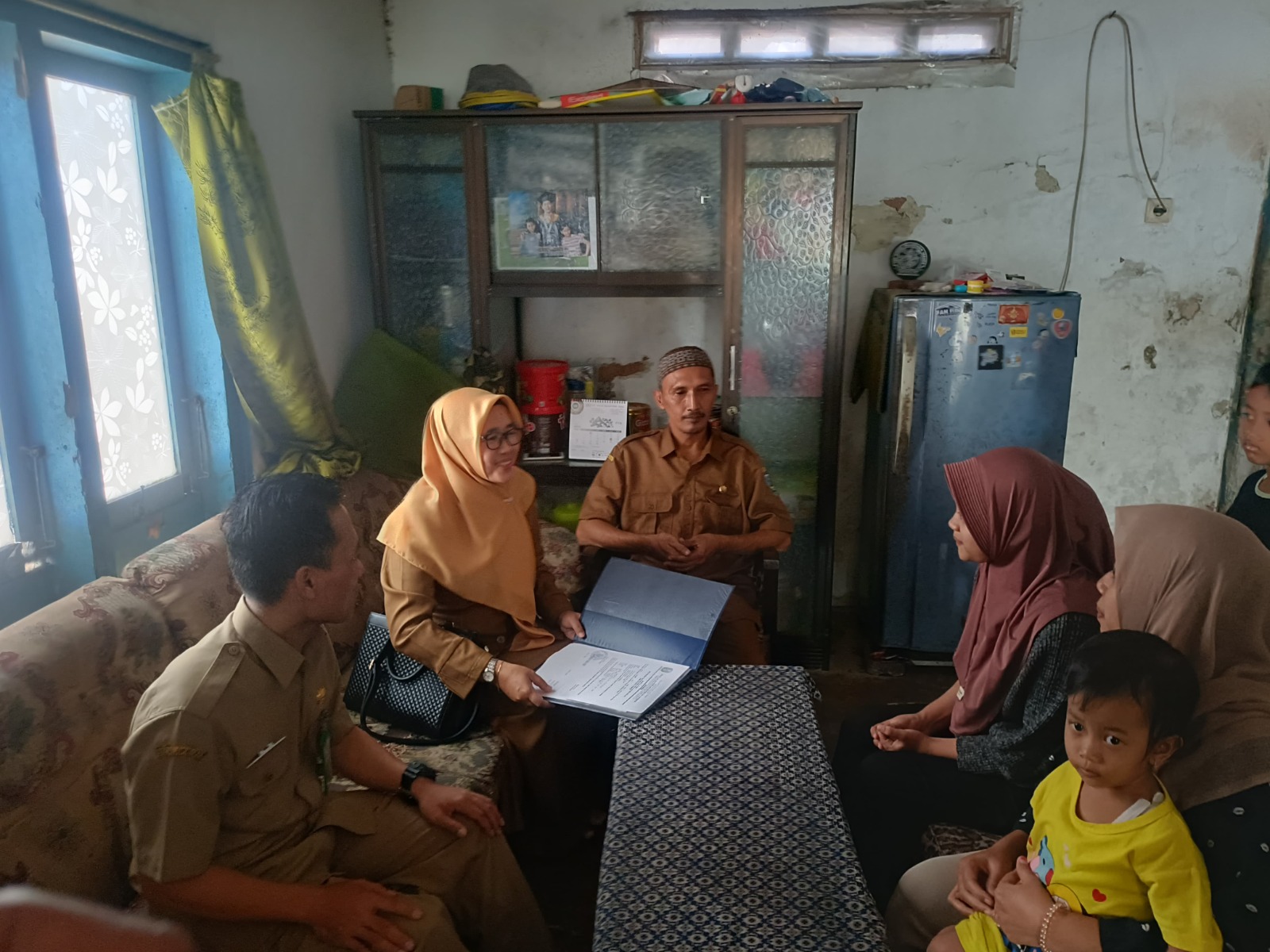 Ijazah Alumni Sekolah di Jember