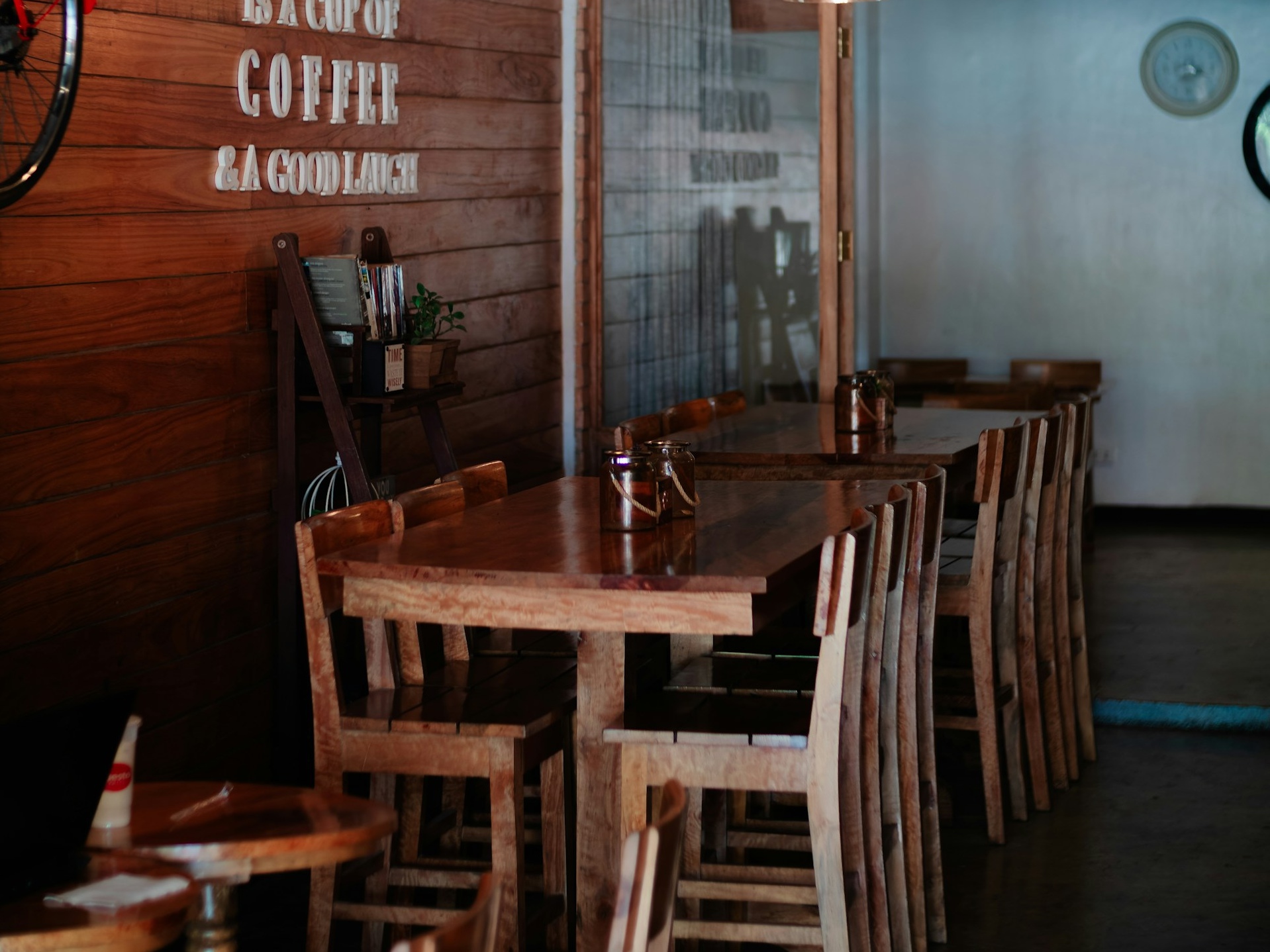 10 Warung Kopi Kediri yang Paling Ramai, Nomor 3 Legendaris!