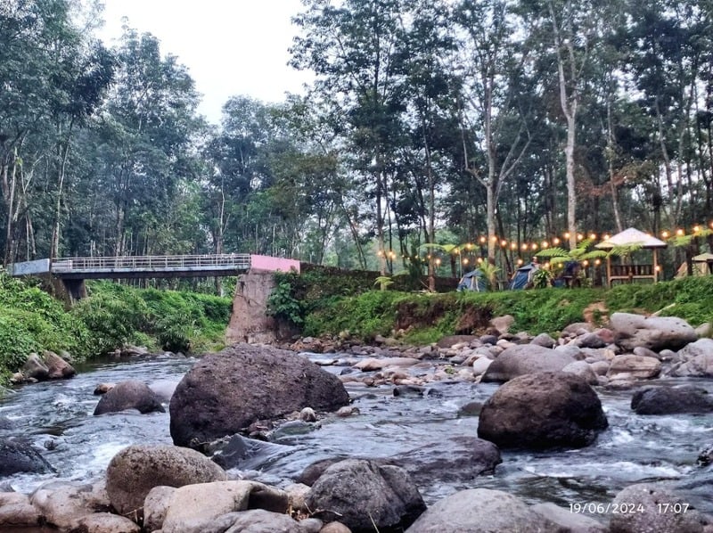 Sungai Kalijompo.