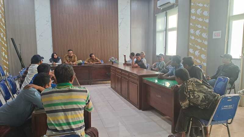 Nelayan Tuban.