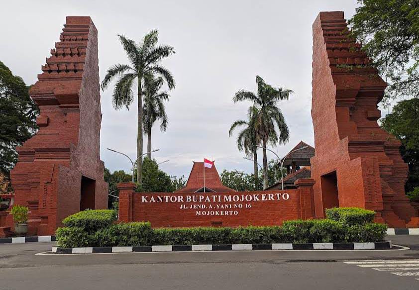 Pemindahan Pusat Pemerintahan Kabupaten Mojokerto