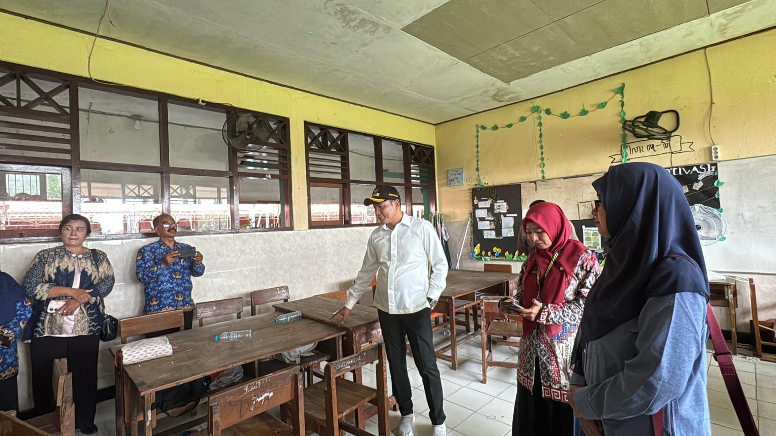 Bupati Sidoarjo: Kerusakan SMPN 3 Porong Direnovasi Pada PAK 2025 2 Bupati Sidoarjo 1