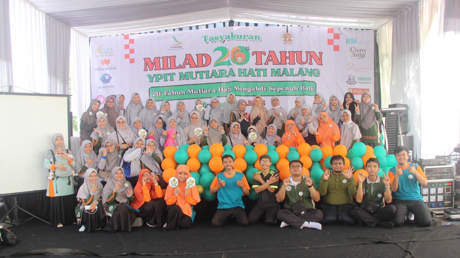 Meriahnya Tasyakuran Milad Mutiara Hati Malang, Doorprize Sepeda Hingga Kambing 3 IMG 20250519 WA0016
