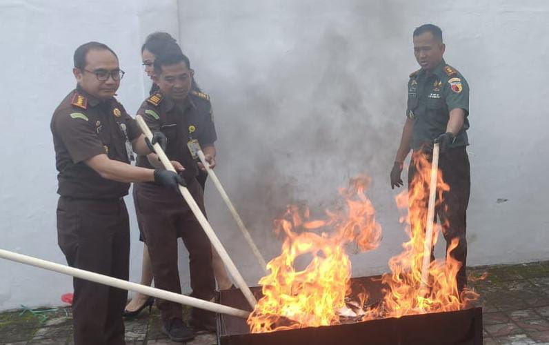 Barang Bukti Puluhan Perkara Inkracht Dimusnahkan Kejari Kabupaten Mojokerto 1 Kejari Kabupaten Mojokerto