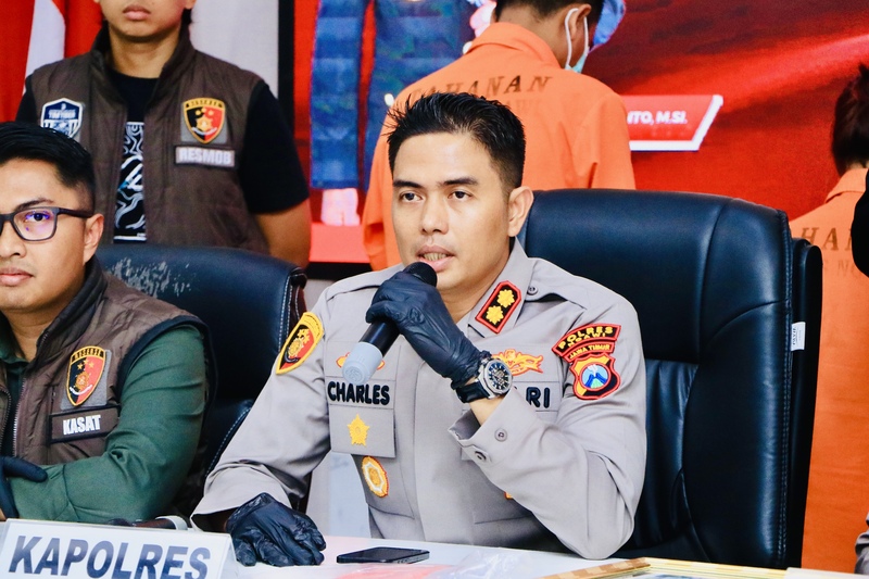 Polres Ngawi Ungkap Sindikat Peredaran Uang Palsu Lintas Provinsi, 2 Kades Tersangka 2 Peredaran uang palsu Ngawi.