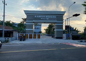 universitas terbaik di Ngawi